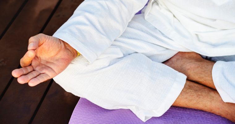 Slapende voet of been bij meditatie? – zo los je het op